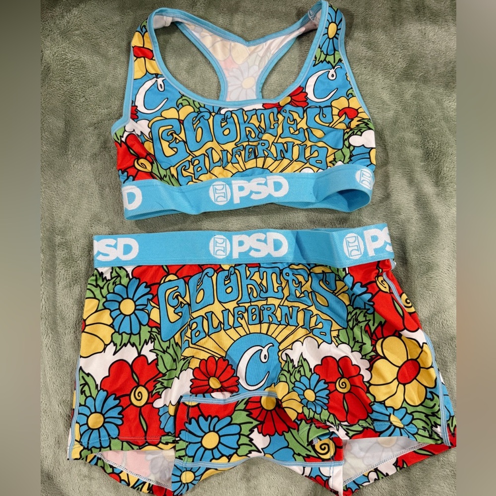 PSD Cookies Women’s Set - Colorful Floral Design